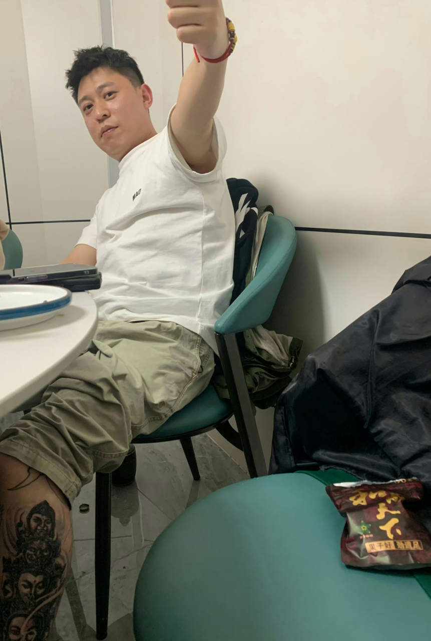 东哥当年也是混社会的主儿!#德云社李鹤东
