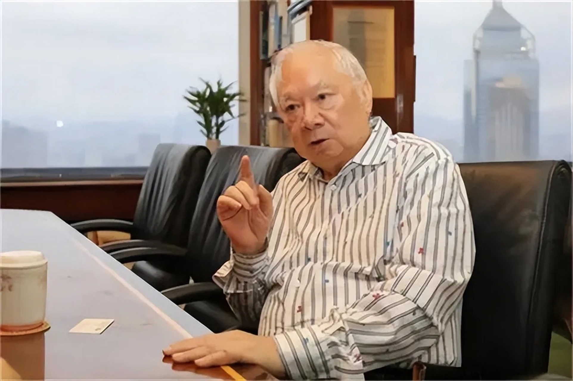 虎门大桥位于珠江入海