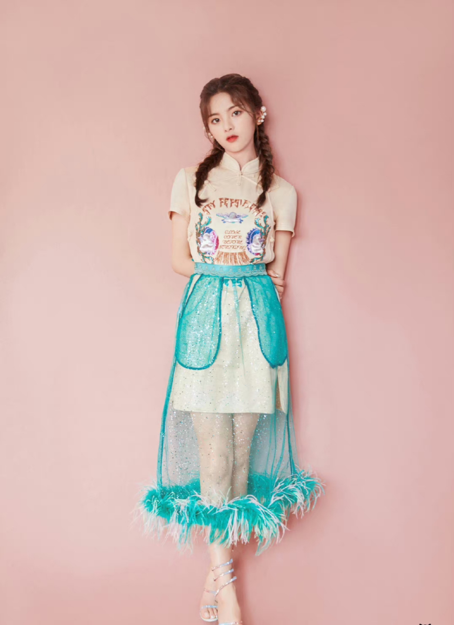 杨超越# 燃烧我的卡路里