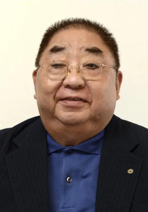 小林亚星