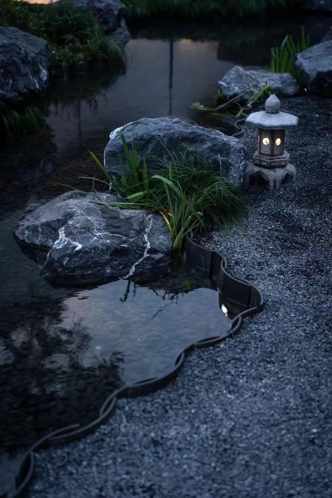 日式黑山石枯山水景观摆景