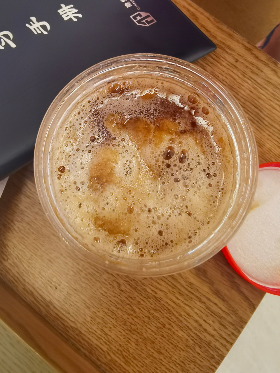 冬天蜂蜜凝固是好是坏(蜂蜜冬天会凝固吗,会变成什么样)