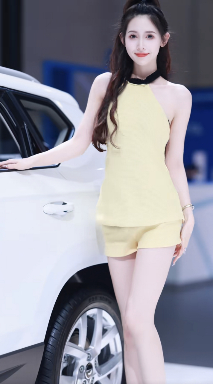 2023成都国际车展,捷达汽车展台美女车模,精灵乐乐宝,1997年出生,身高