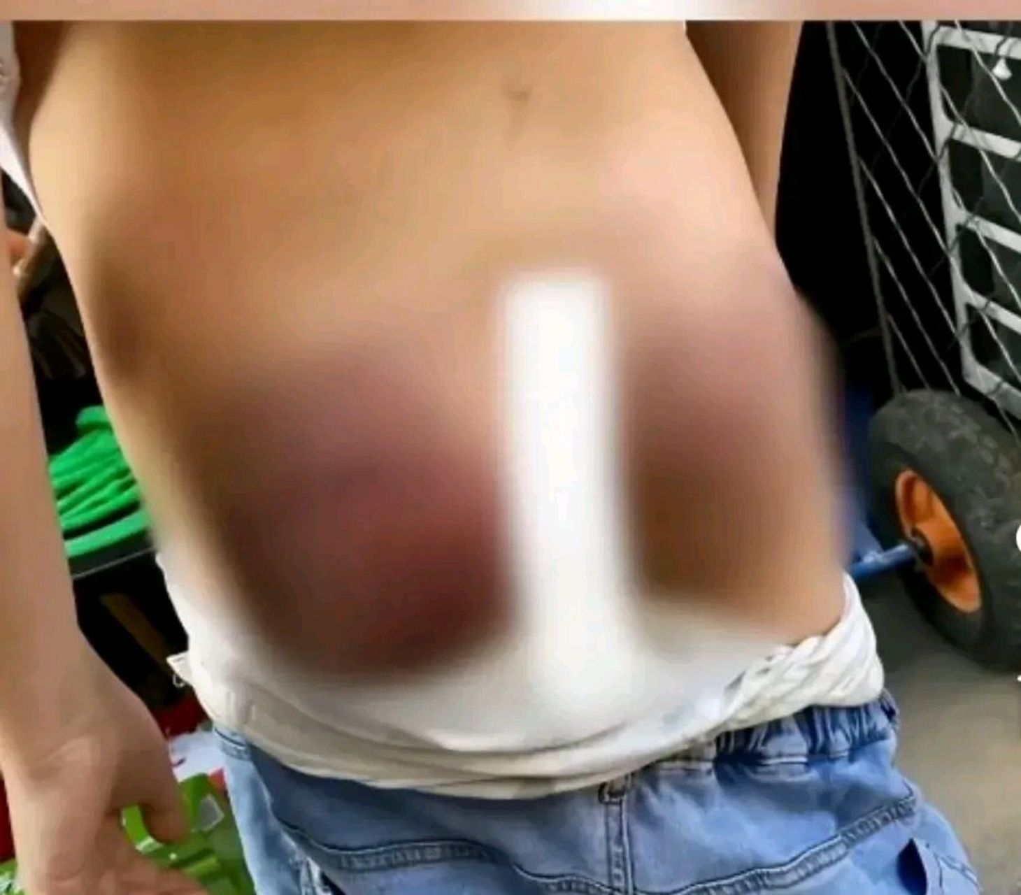 家长:咱们事出了,孩子也挨打了,对吧?这个咱们承认吧?