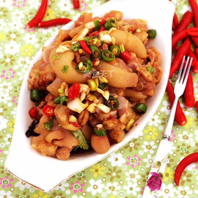 凉拌猪蹄,光闻到香味就流口水了,美食诱惑挡不住