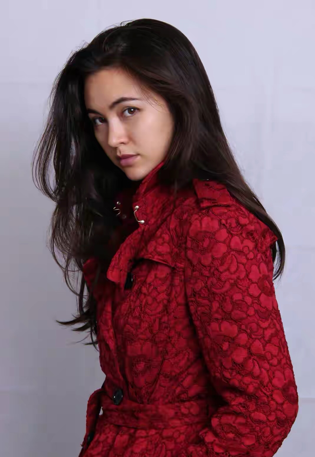 杰西卡·亨维克(jessica henwick)五官秀美,优雅时尚美丽