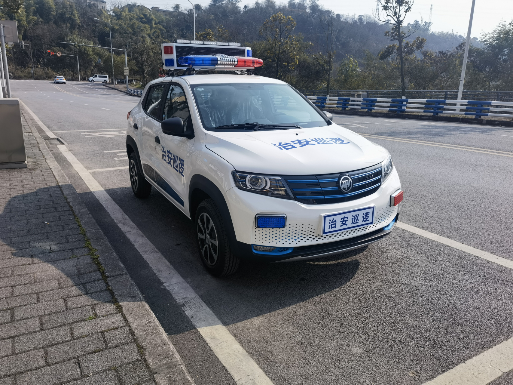 电动巡逻车以其绿色巡航特点,为社区安全管理和构建和谐社区发挥着