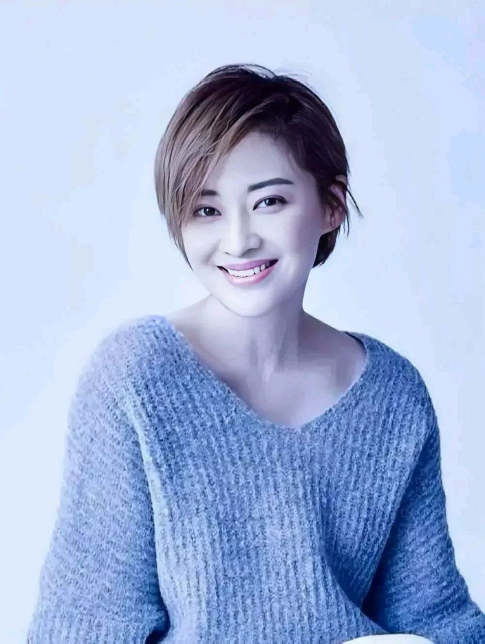 梅婷,1975年4月30日出生于江苏省南京市秦淮区,1996年考入中央戏剧