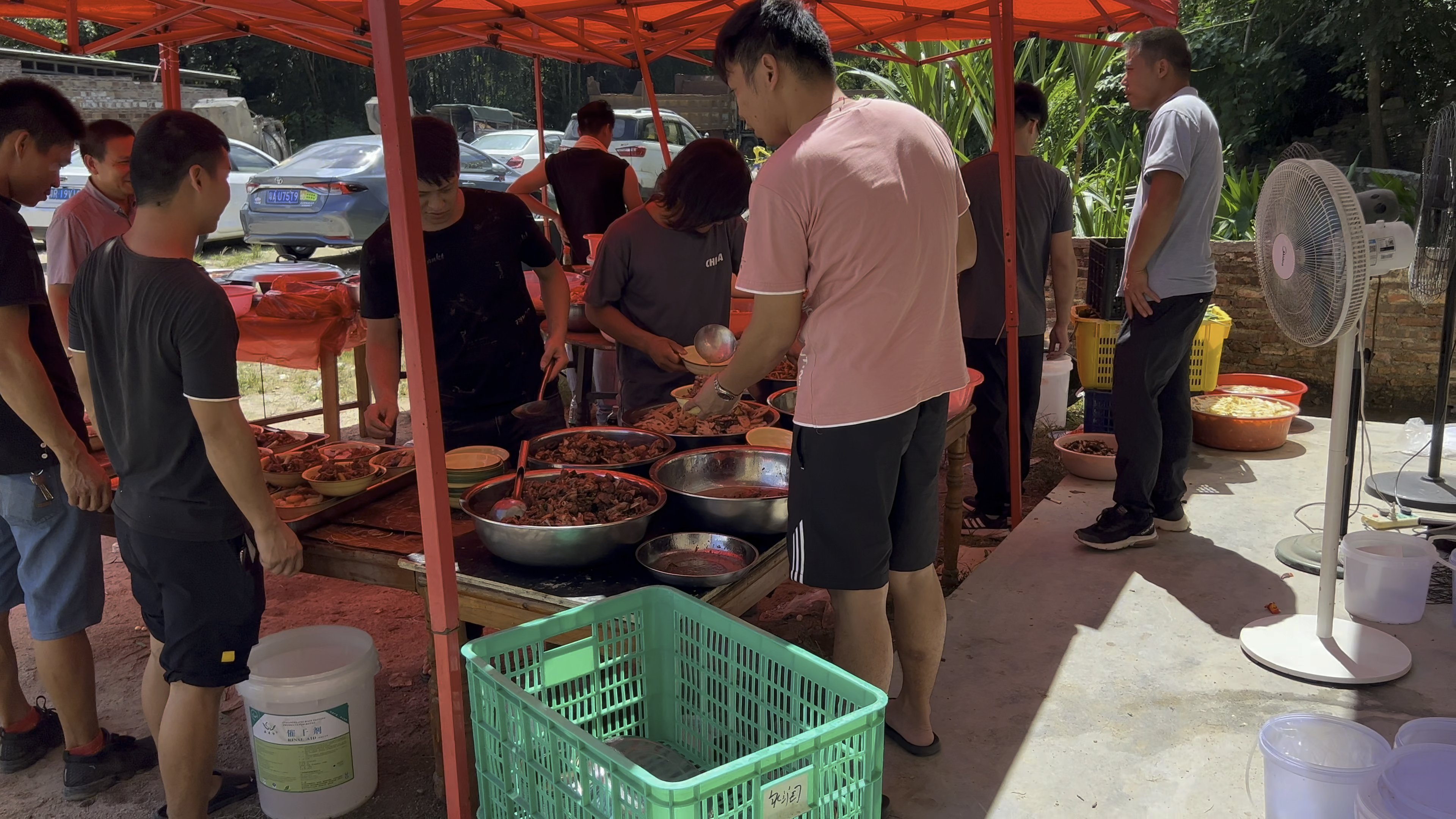 看看我们广东农村办喜酒,都做了些什么菜式