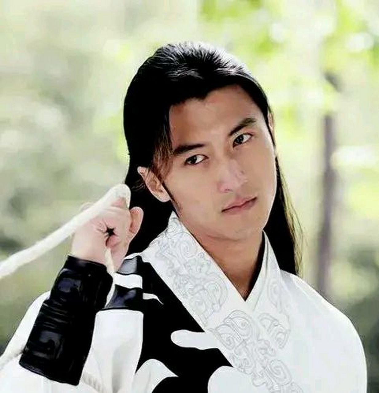 剧中,卓东来,司马超群,朱猛,乃至于萧泪血都比高渐飞有魅力.