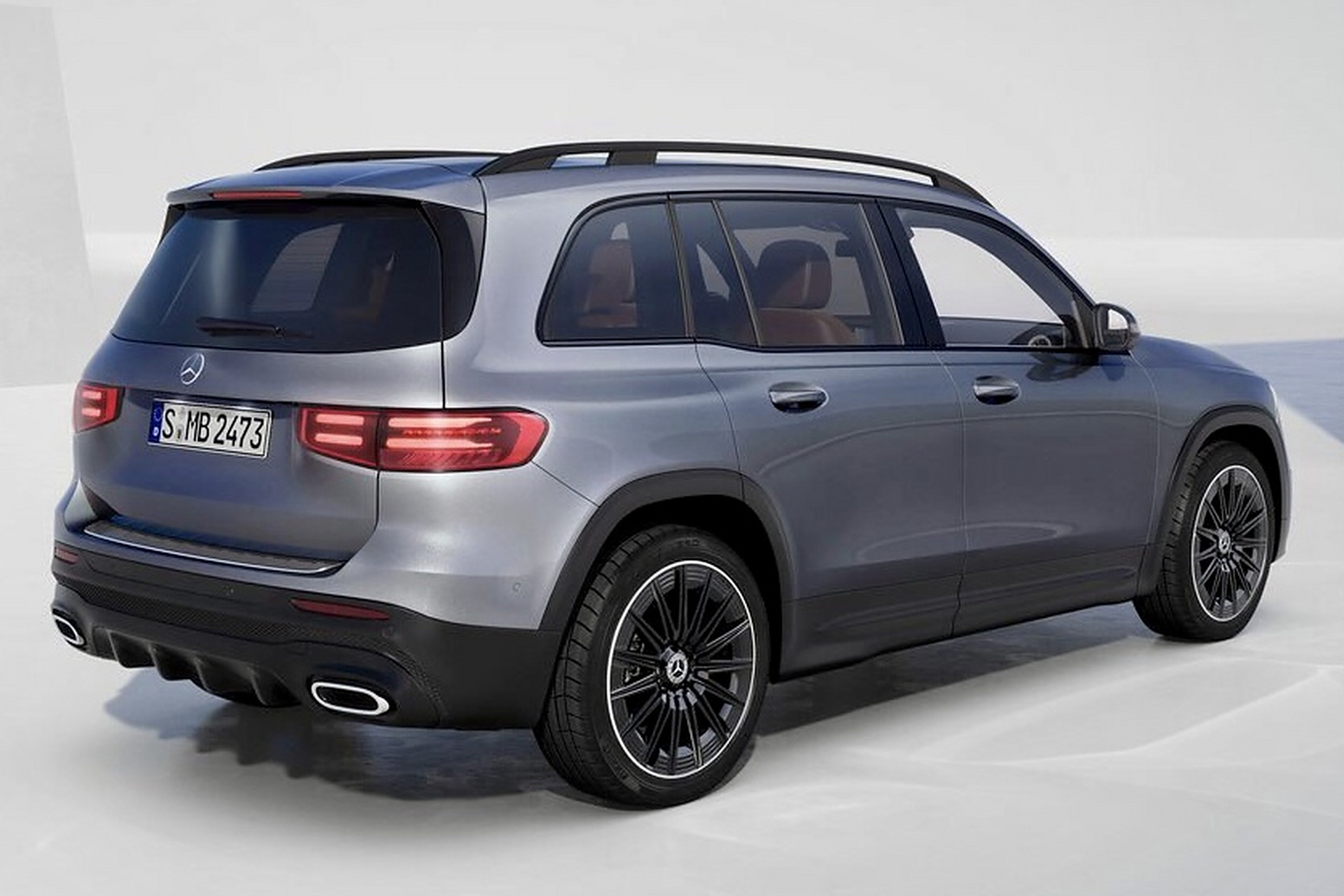 奔驰glb海外版,熏黑线条一装,感觉一下子就上来了,运动风杠杠的!