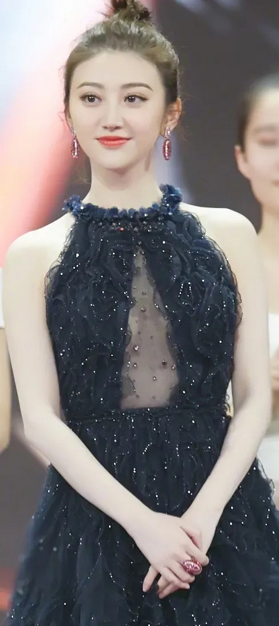 真想不到身价上亿的张继科为了500万真的做出这样的事,把景甜的隐私