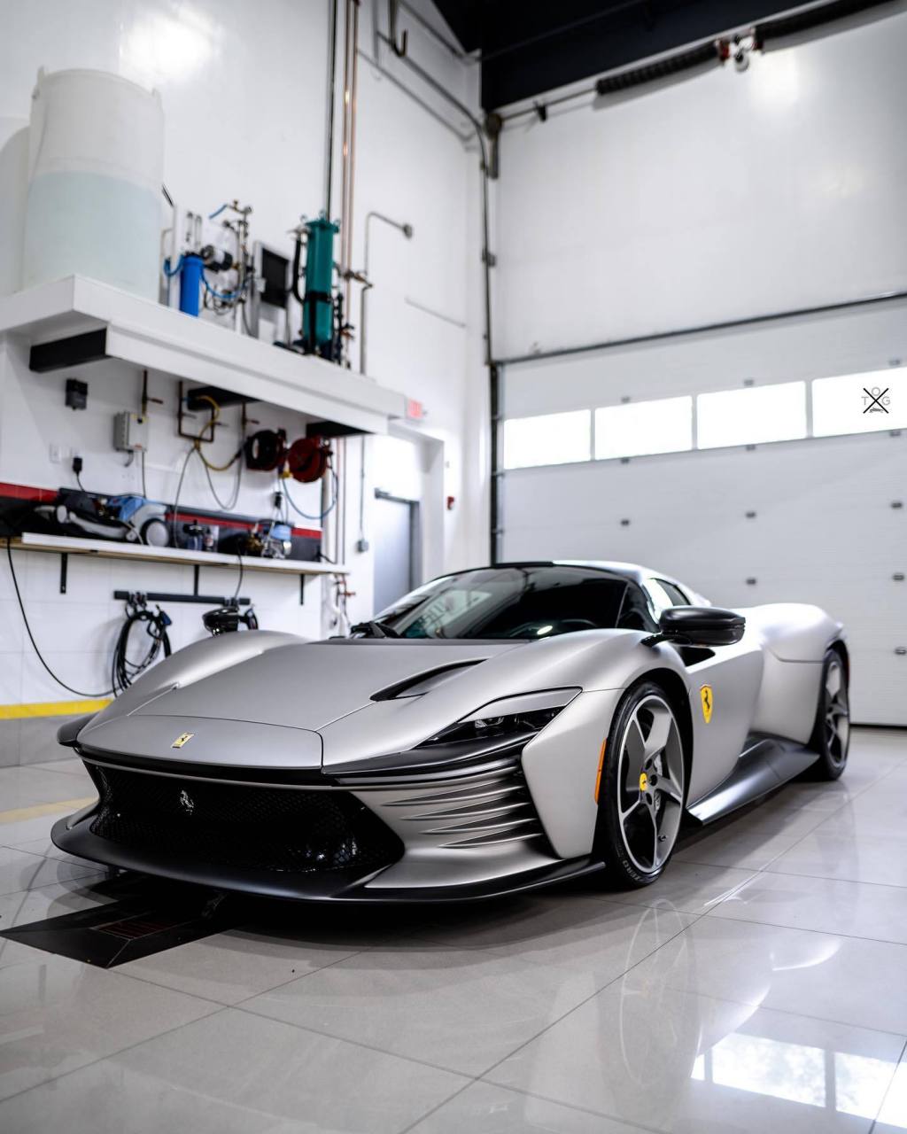 法拉利 daytona sp3 [赞同][赞同][赞同]