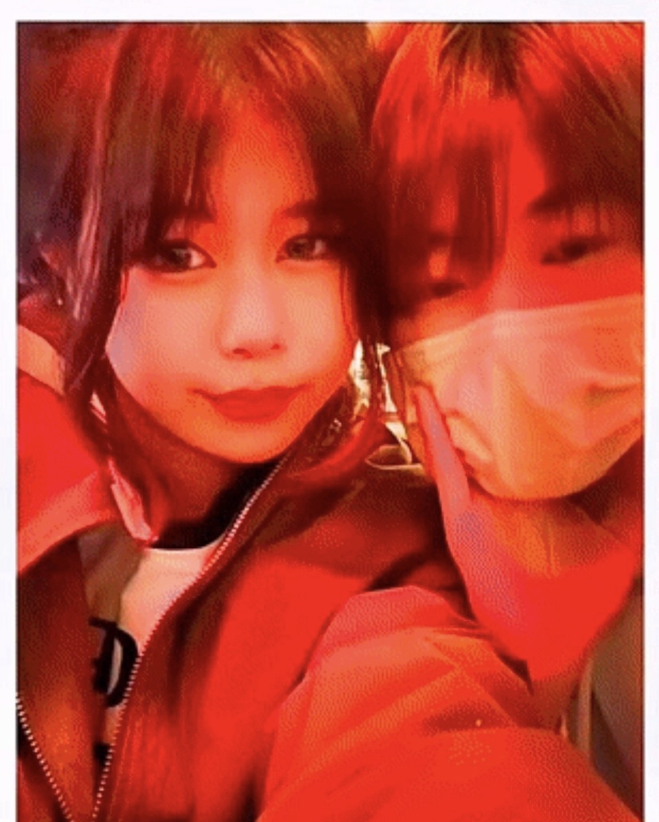 年仅14岁与女友举止亲密,"佳偶天橙"崩了