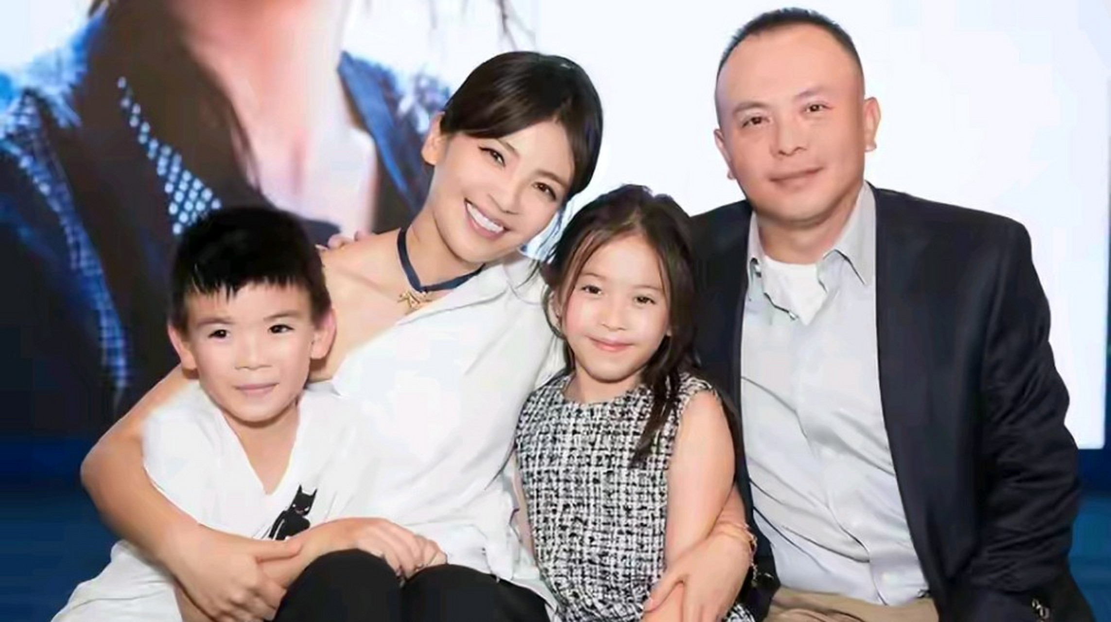 说起刘涛,想必大家都不陌生,她在娱乐圈算是很有名的女明星.