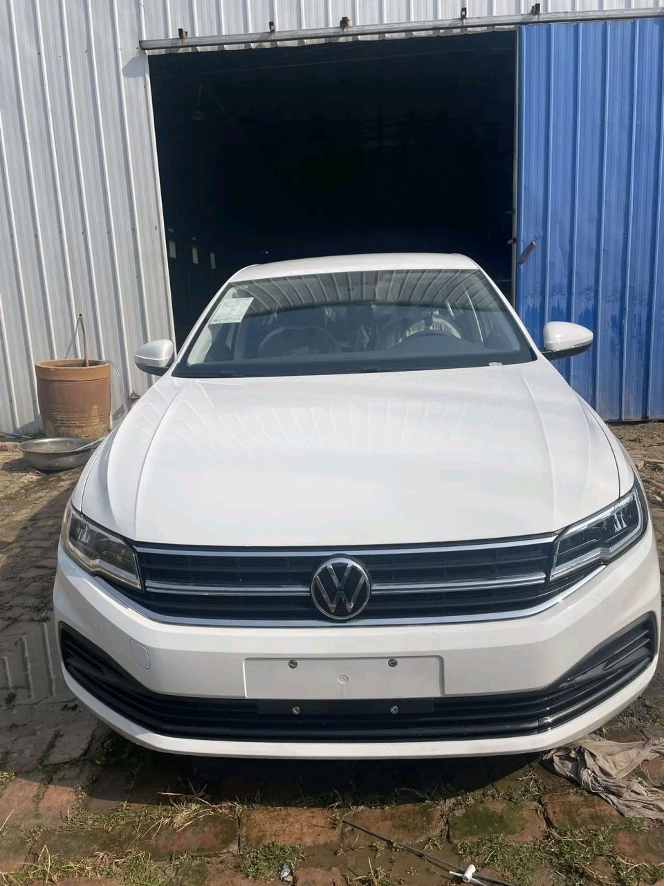 大众宝来车长4663mm,车宽1815mm,1.