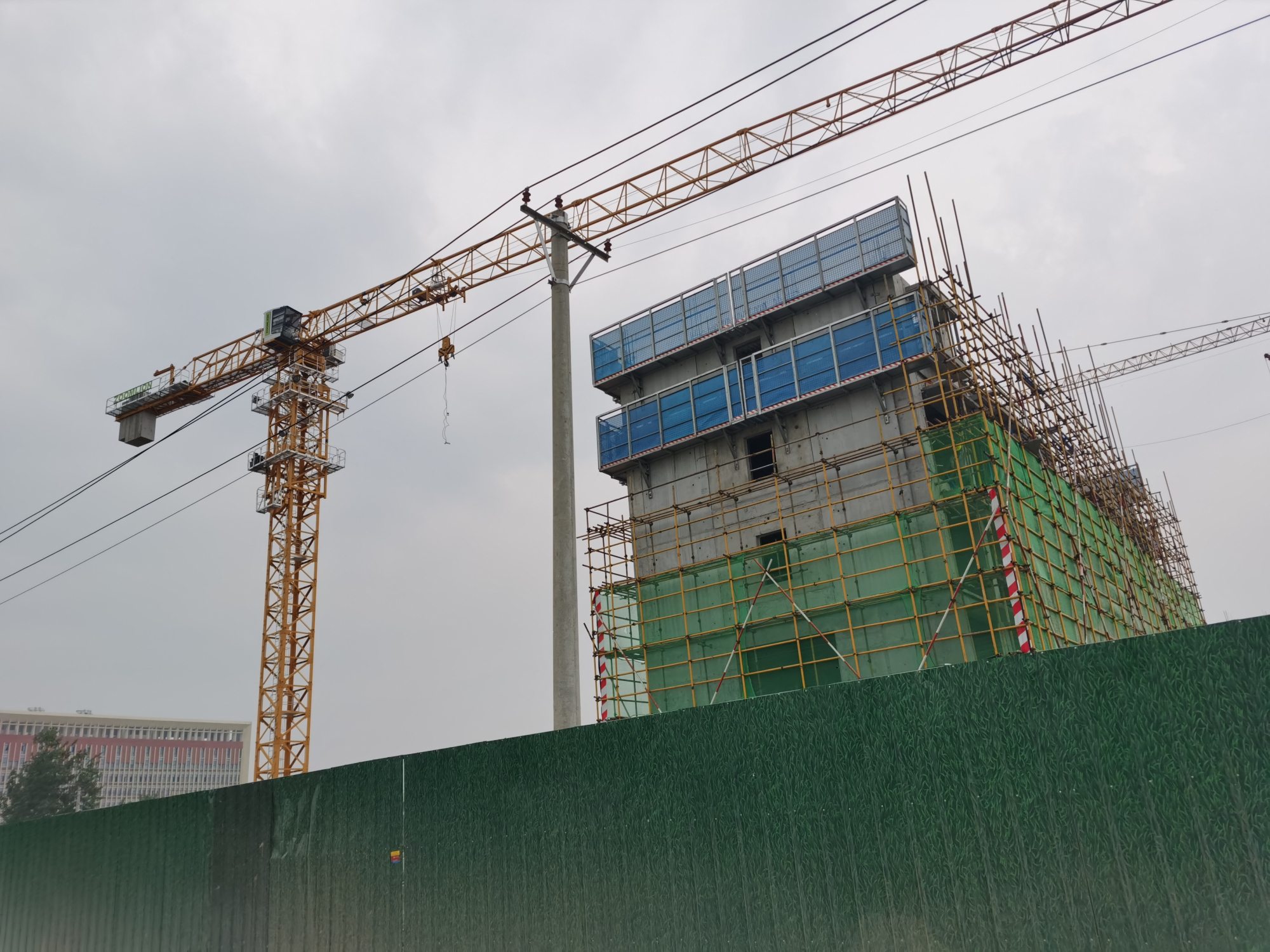 专业出租出售装配式建筑外挂架外挂架外挂防护架脚手架