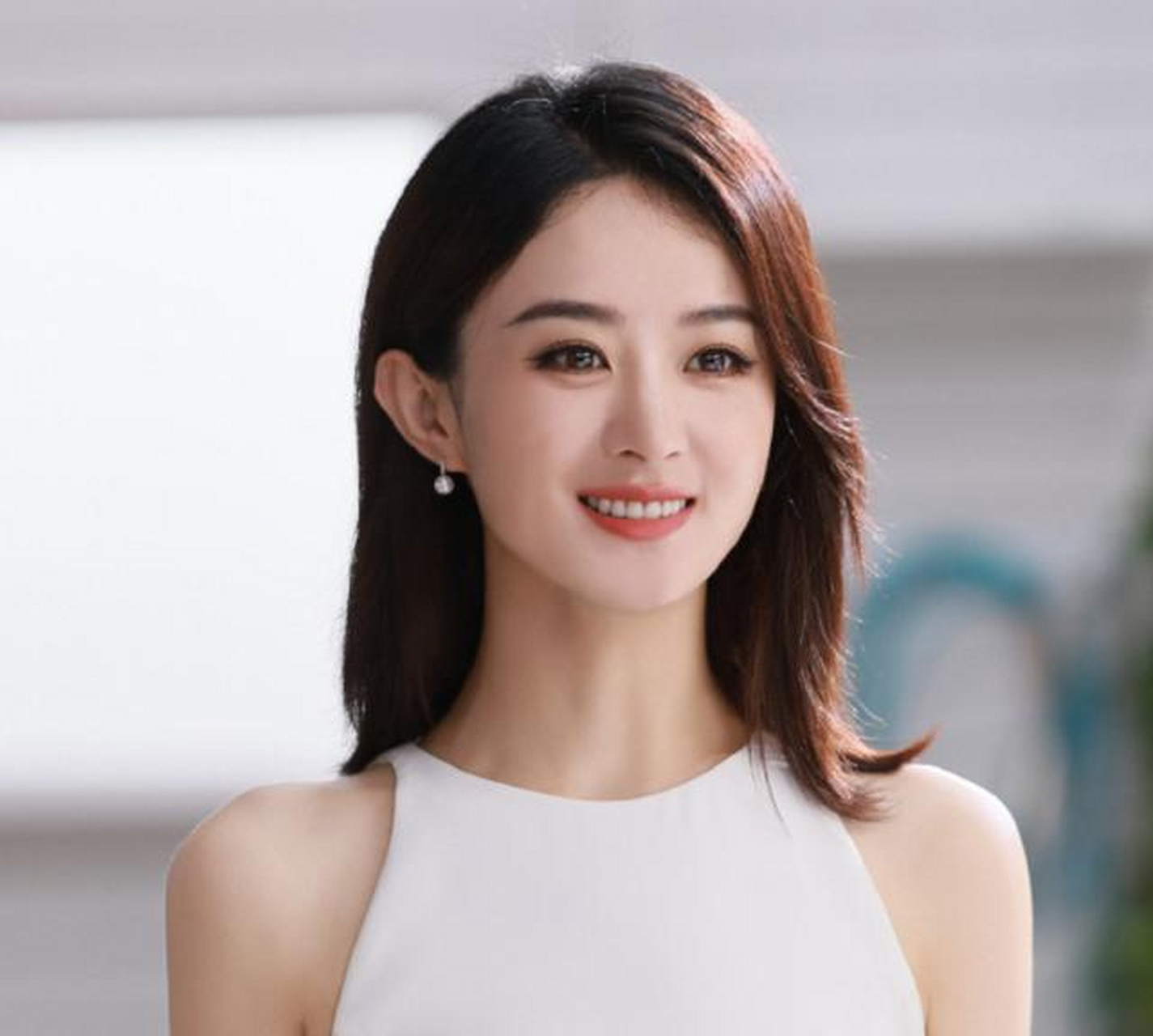第一次晒出和儿子想想合照,赵丽颖发抖音晒娃了!