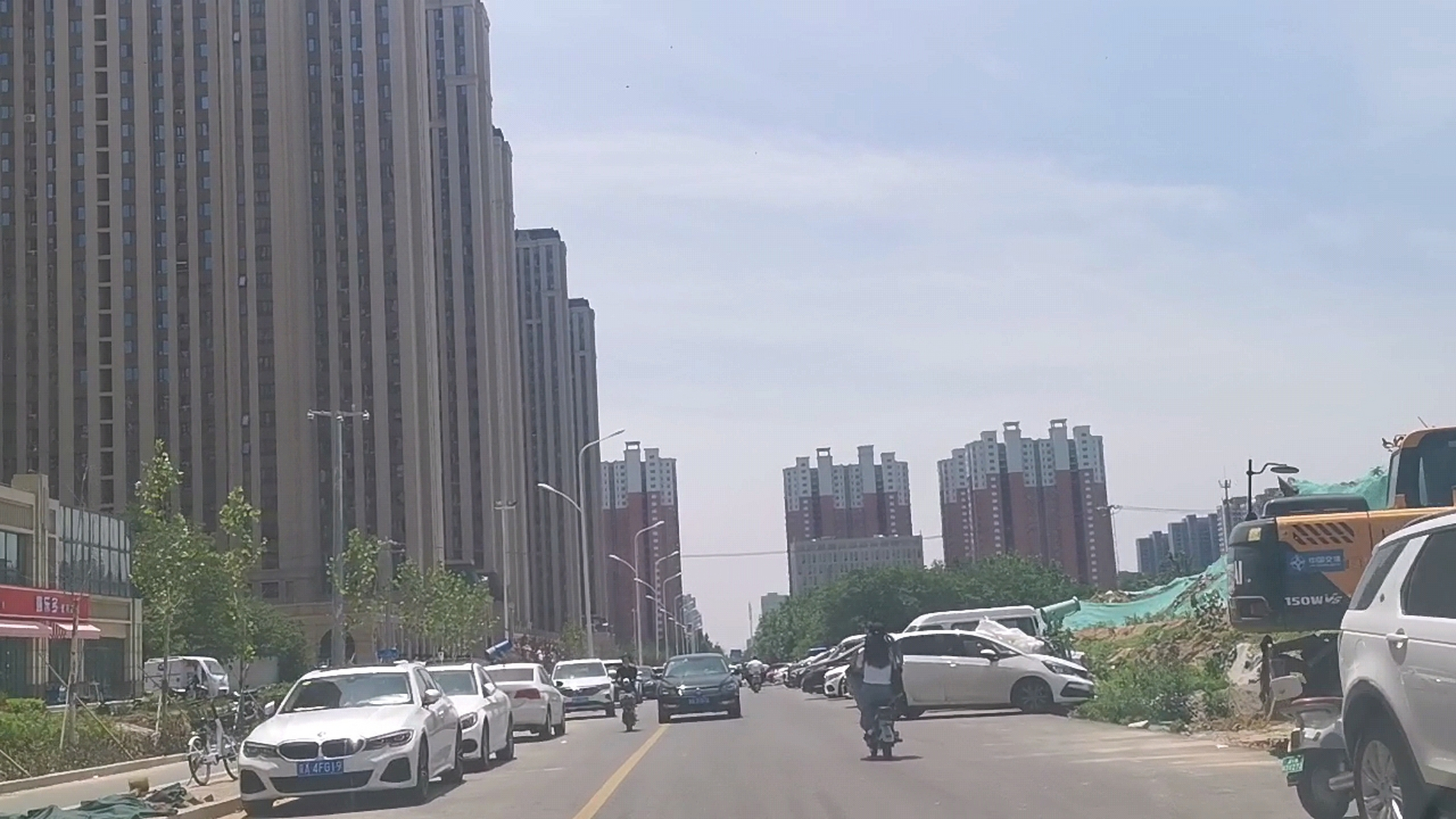 我爱石家庄# 体育大街南延工程终于实现半幅通车.