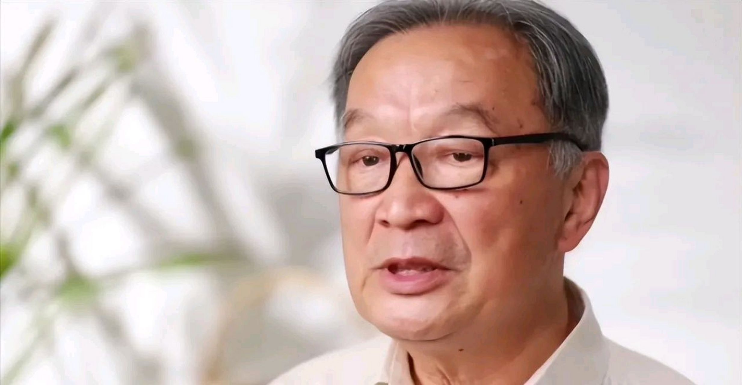 温铁军专家说:"现在的农民真难!