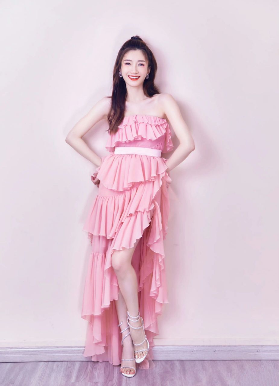 江疏影 这大白腿 好爱999999