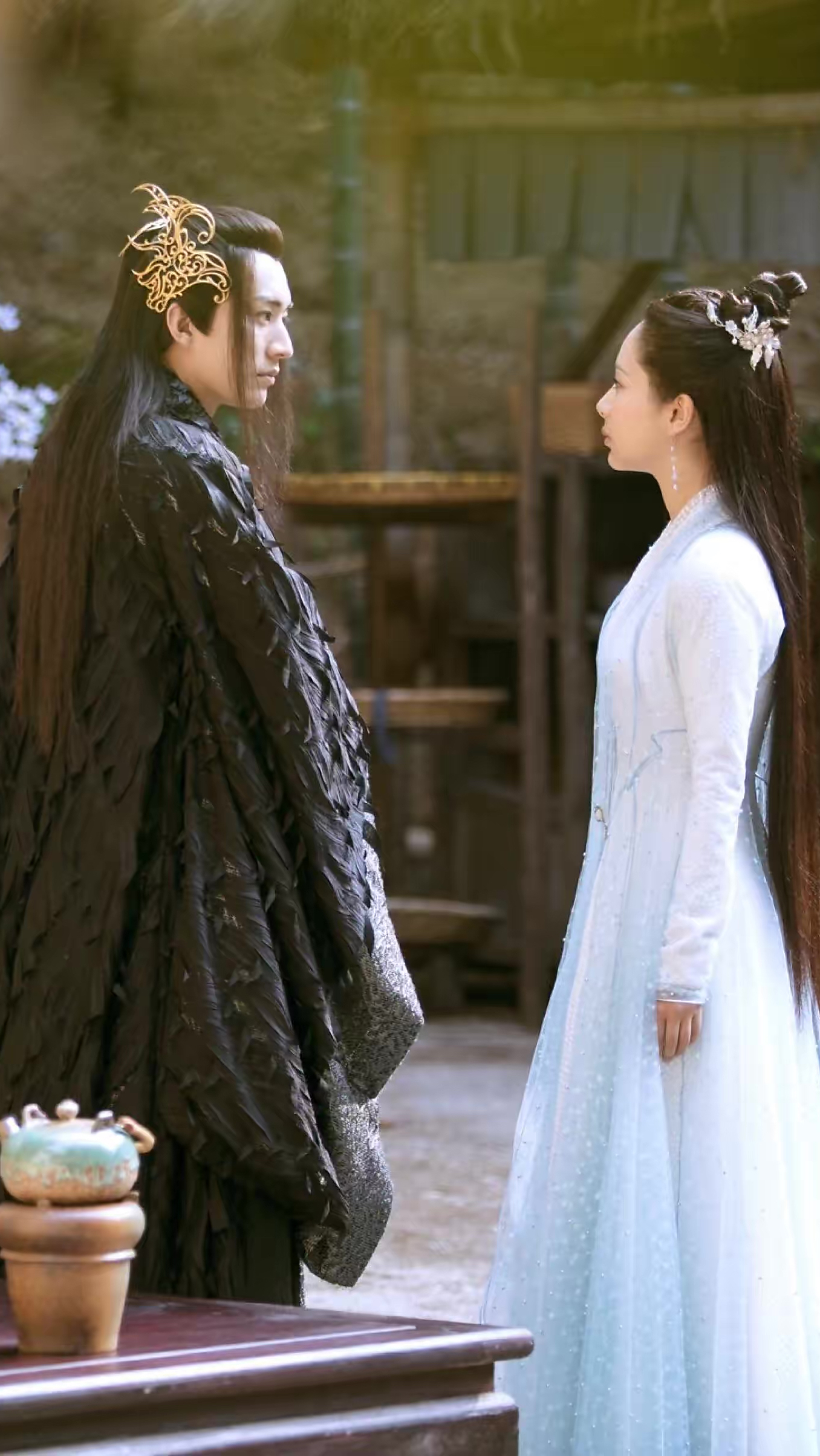 刘学义和杨紫的恋情曝光,刘学义凌晨到杨紫家中,同吃蛋糕,祝福他们!