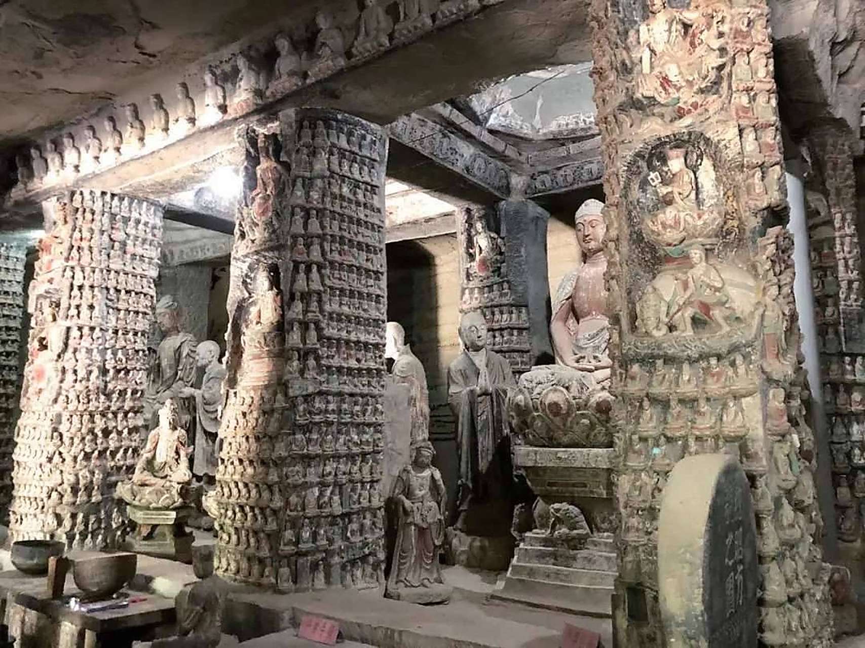 陕西子长钟山石窟主窟内景(北宋治平四年,1067年)#传统文化# #石窟