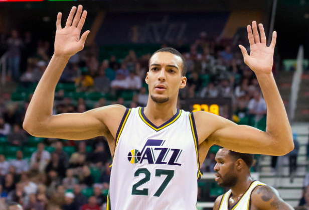 等待重建!爵士休赛期欲交易戈贝尔,换回维金斯,库明加和怀斯曼