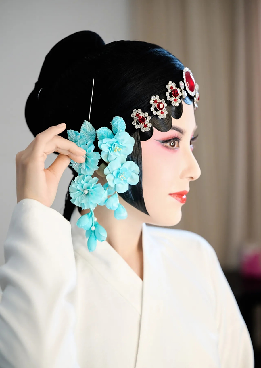 娱乐圈已经很长时间没有出现过这种,具有大气美貌的青衣明星了,看到