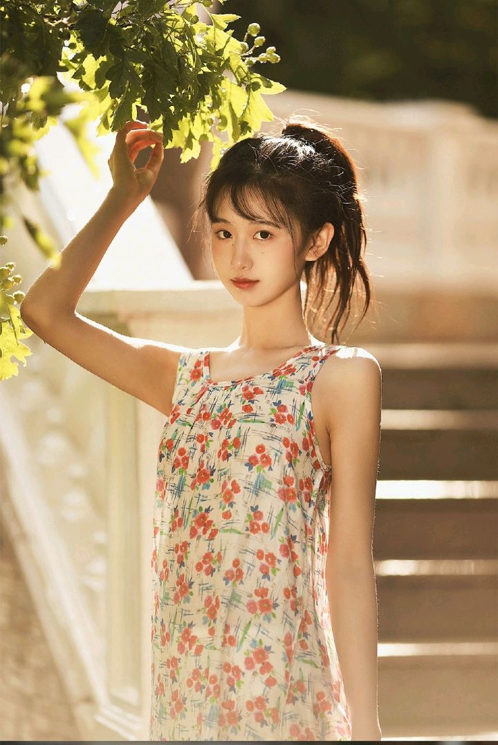 原生态户外旅拍:青春有你,活泼女孩!