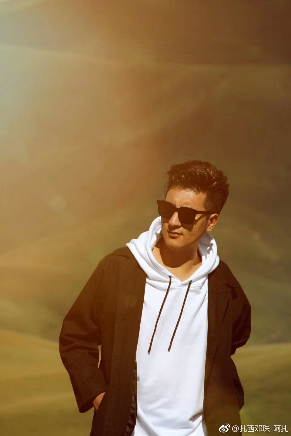 藏族歌手演员扎西邓珠:唱歌演戏是生命中的呼吸 追梦人不负韶华