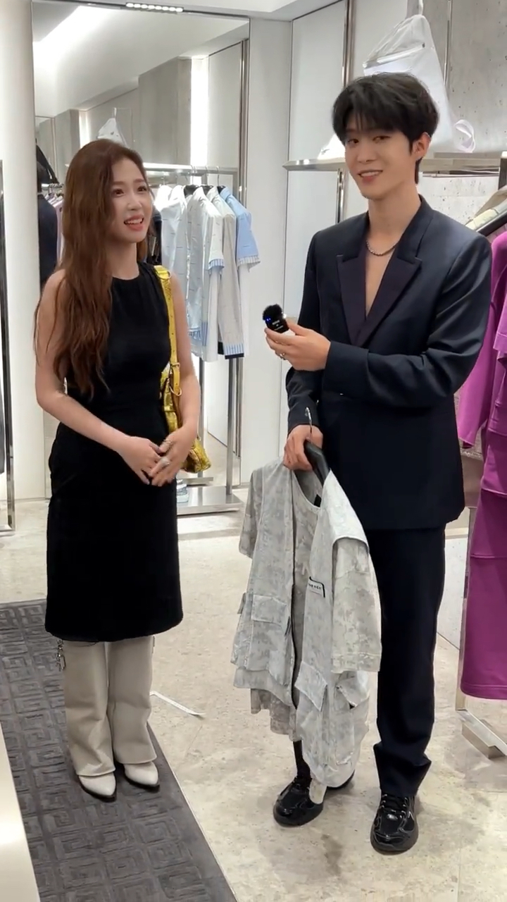 虞书欣,范丞丞同框好养眼,虞书欣好会撒娇