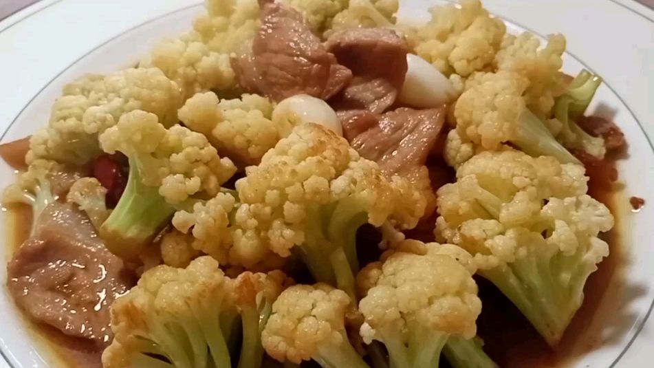 维C使者之菜花,口味清淡菜花炒肉食谱