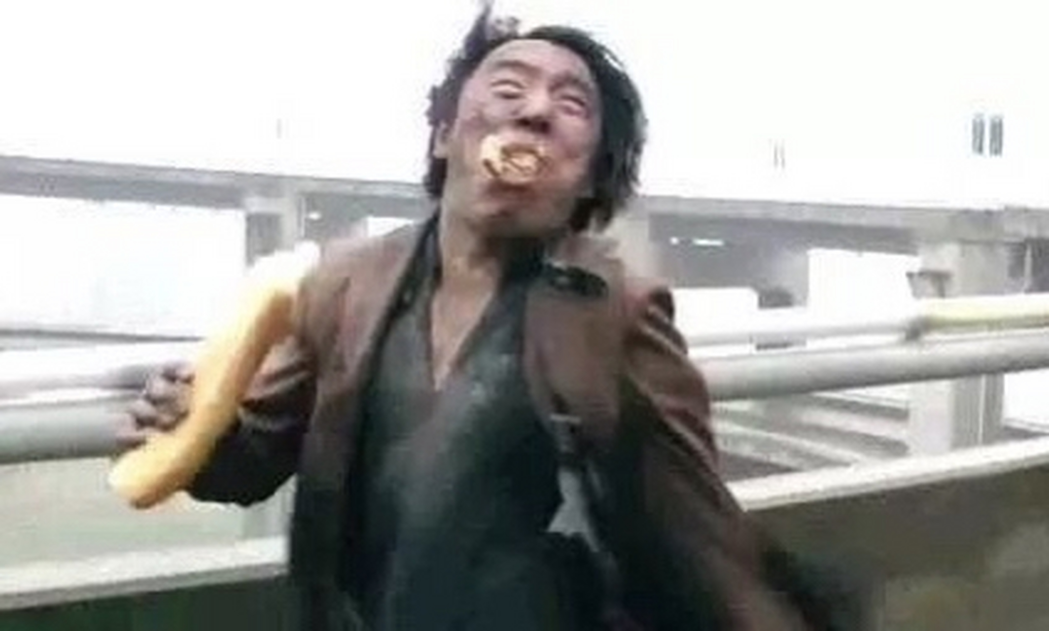 黄渤演的姜子牙,一个奔跑的动作,我仿佛看到了疯狂的石头里的黑皮.