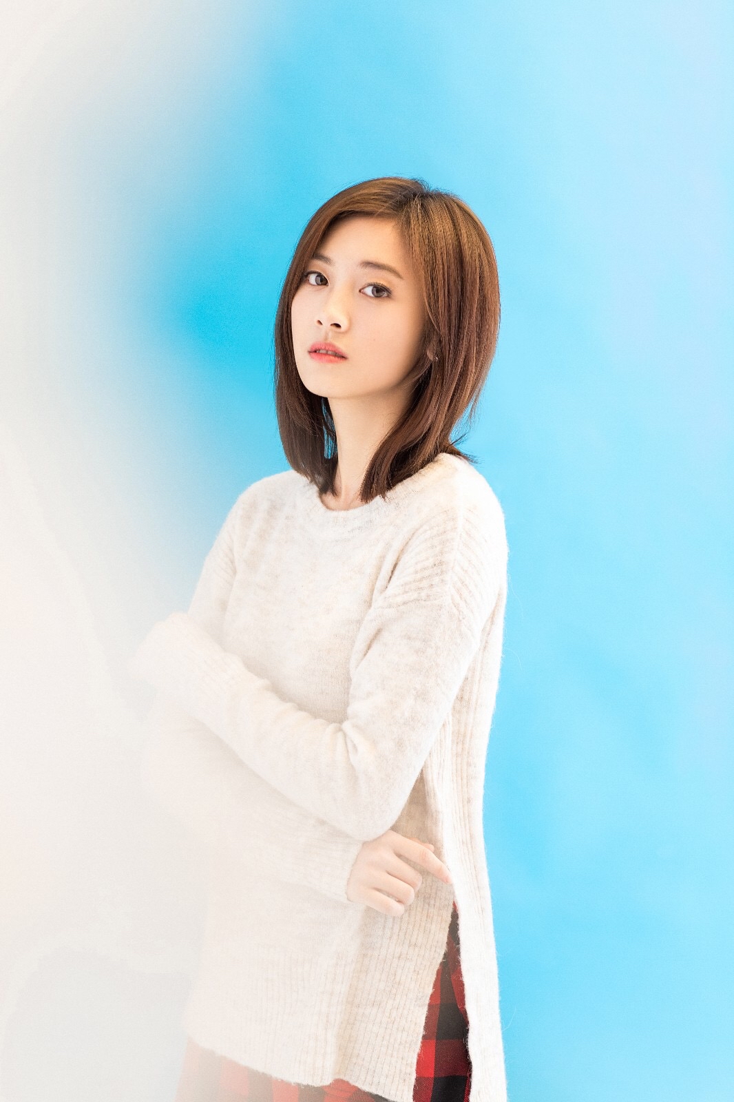 热播网剧《蛇王岛》中的惊艳美女邵芸,很有日系女星的气质