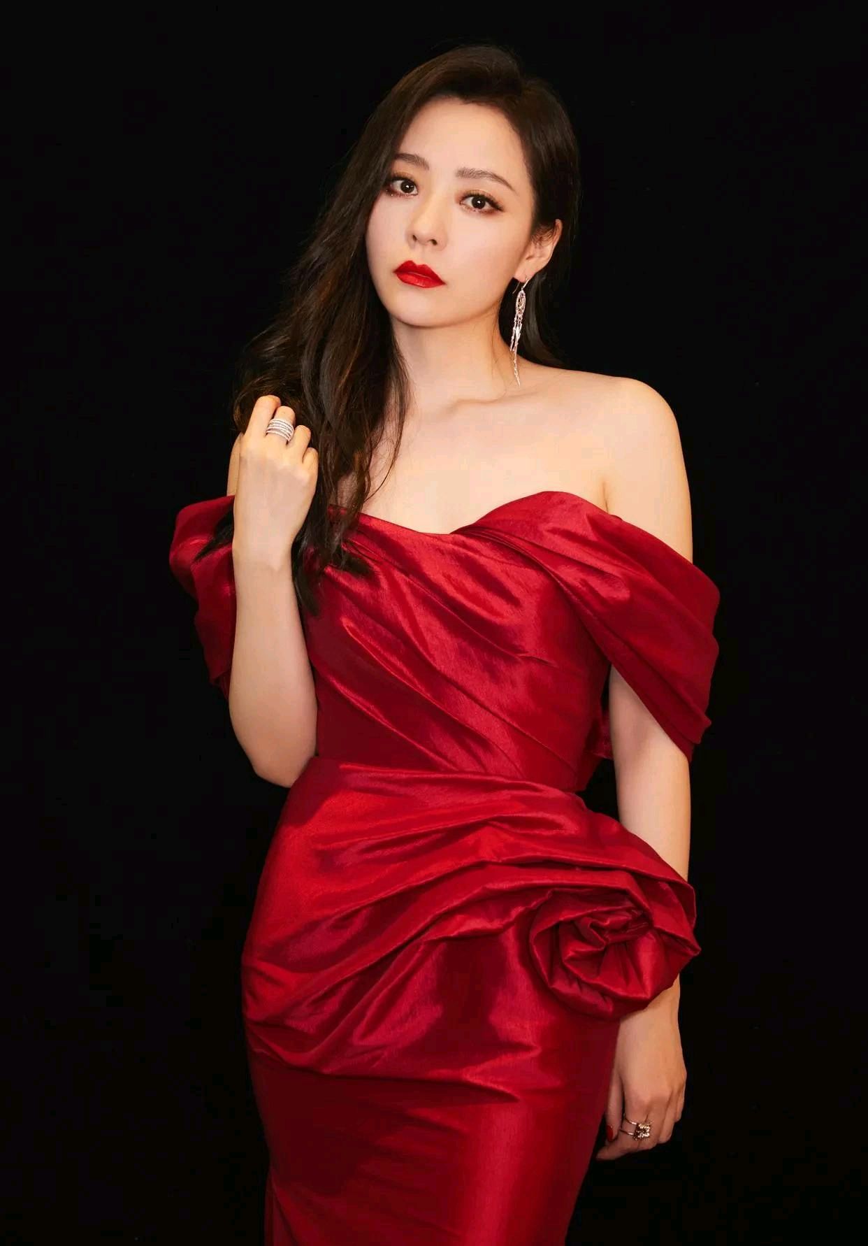 中国女歌手照片图片