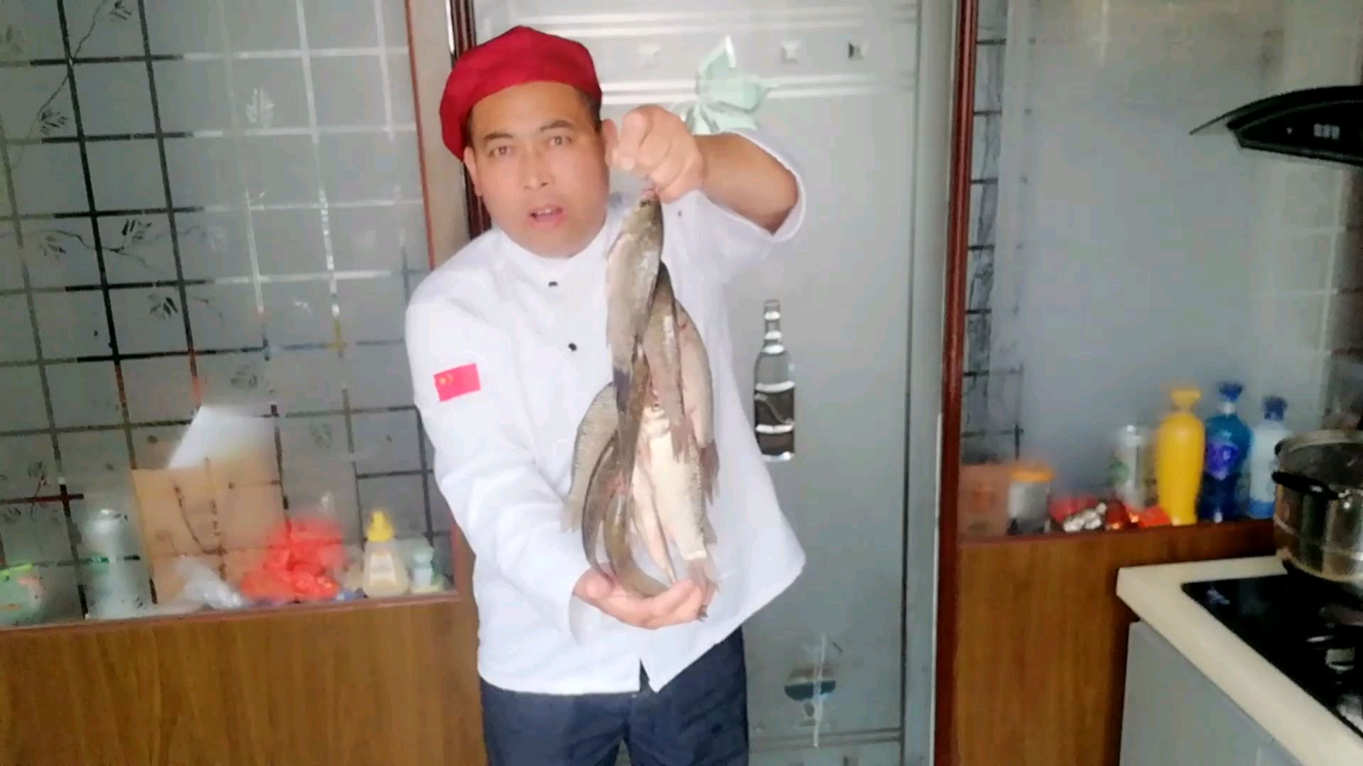 五星级酒店大厨教你做,祖传200多年的糟鱼做法,真是刺烂肉香