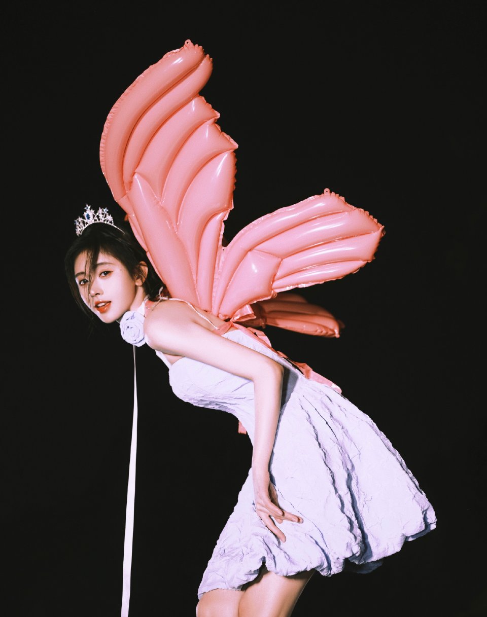 鞠婧祎蝴蝶少女生日写真