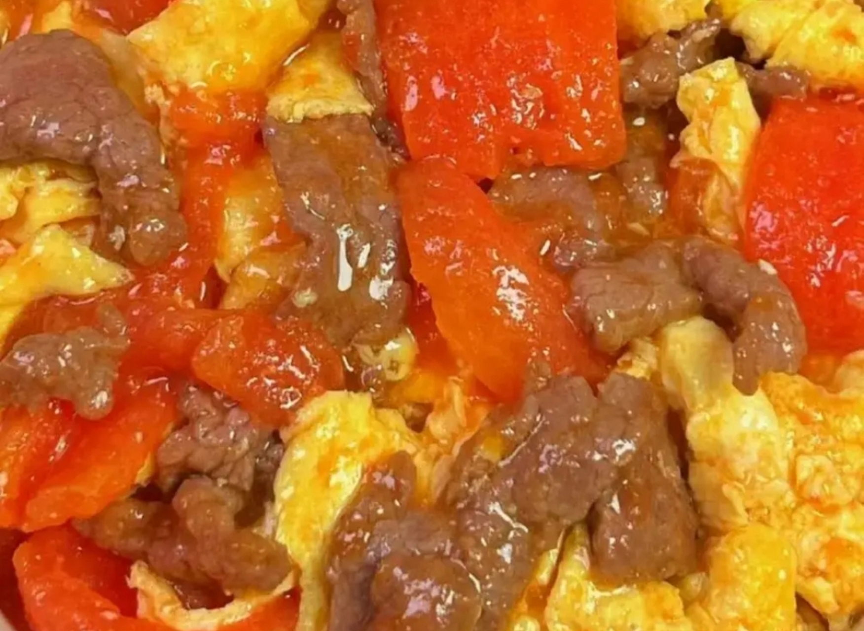 我的美食分享#  番茄牛肉炒鸡蛋  食材:鸡蛋,番茄,牛肉.  做法: 11.