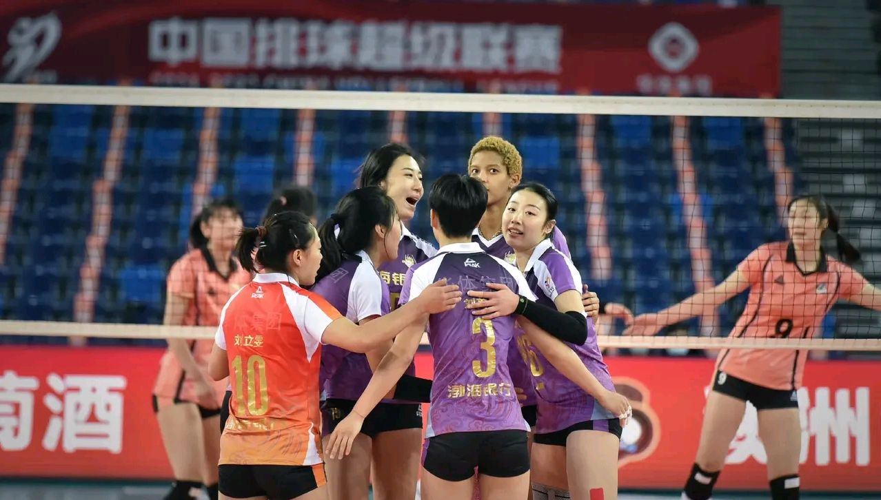 天津女排全运会青年队亚军成员主攻刘美君,打河南队交出完美答卷