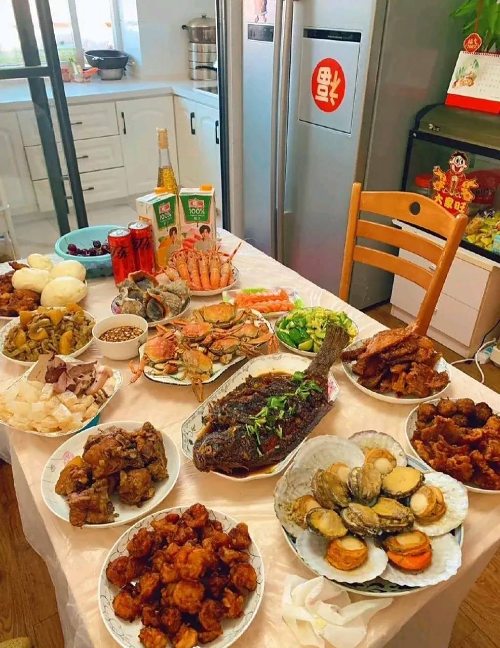 图1:上海人请人家里吃饭; 图2:浙江人请人家里吃饭; 图3:东北人请人家