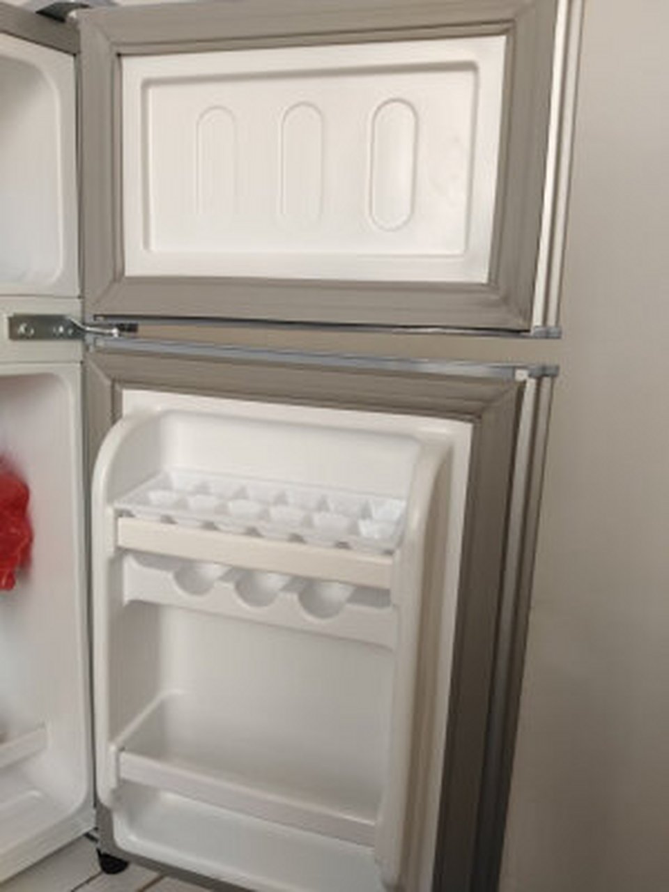 小鸭牌冰箱特点:不占空间,优质好用,多人适