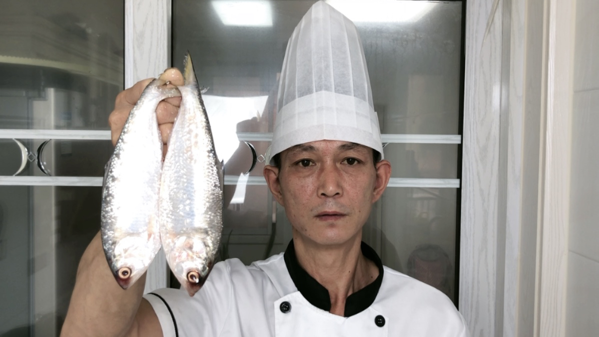 胶东大厨分享“酥焖海脊鱼”的做法,详细易学美味,果断收藏了