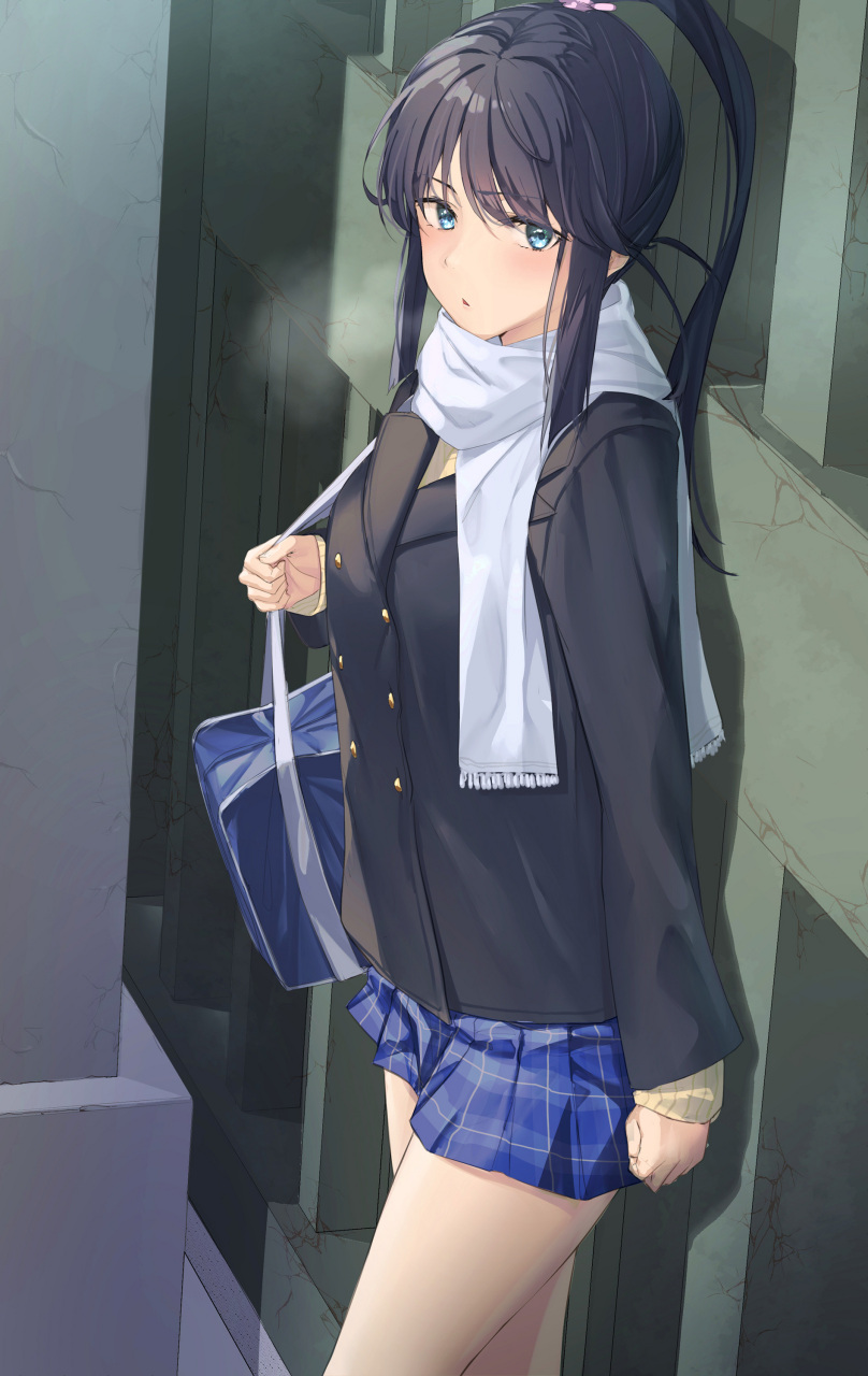 会在校门口埋伏的她 画师:pallad