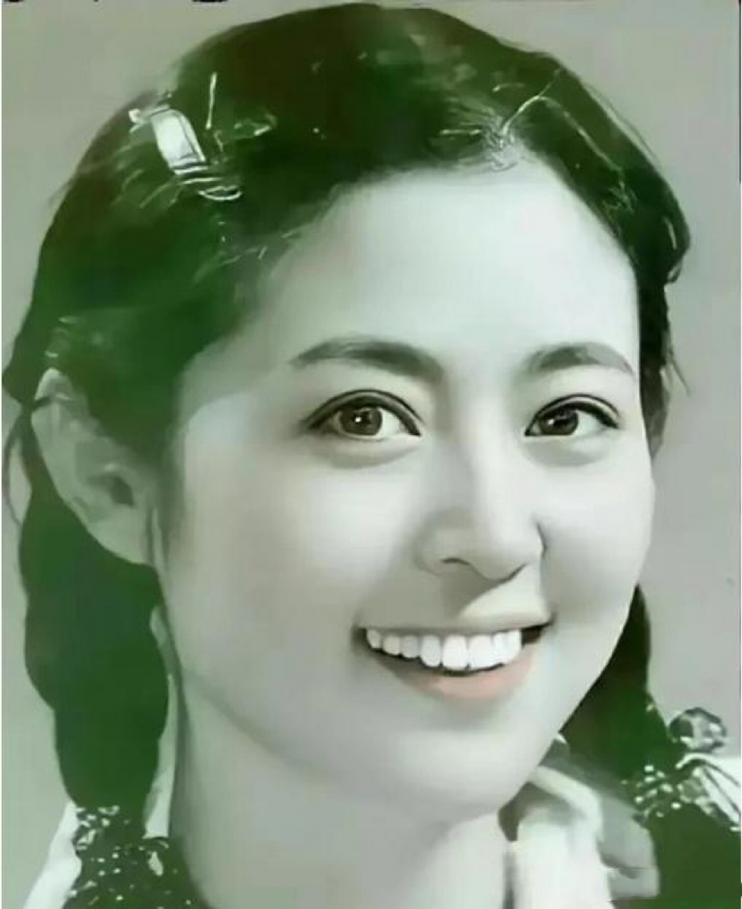 年轻时的倪萍太有灵气了,不愧是赵本山的梦中情人