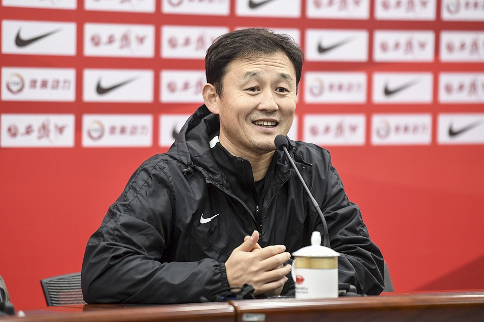 世预赛中国男足0:3韩国男足,赛后中国足球名宿孙继海点评了本场比赛