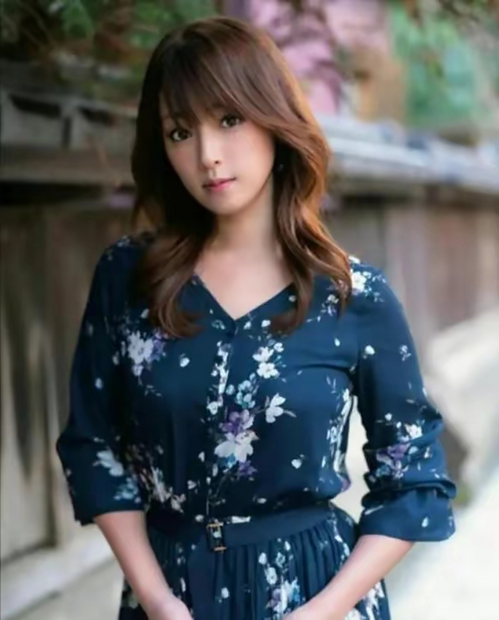 日本九大最美女明星: 1,深田恭子 2,山口百惠 3,松坂庆子 4,吉永小