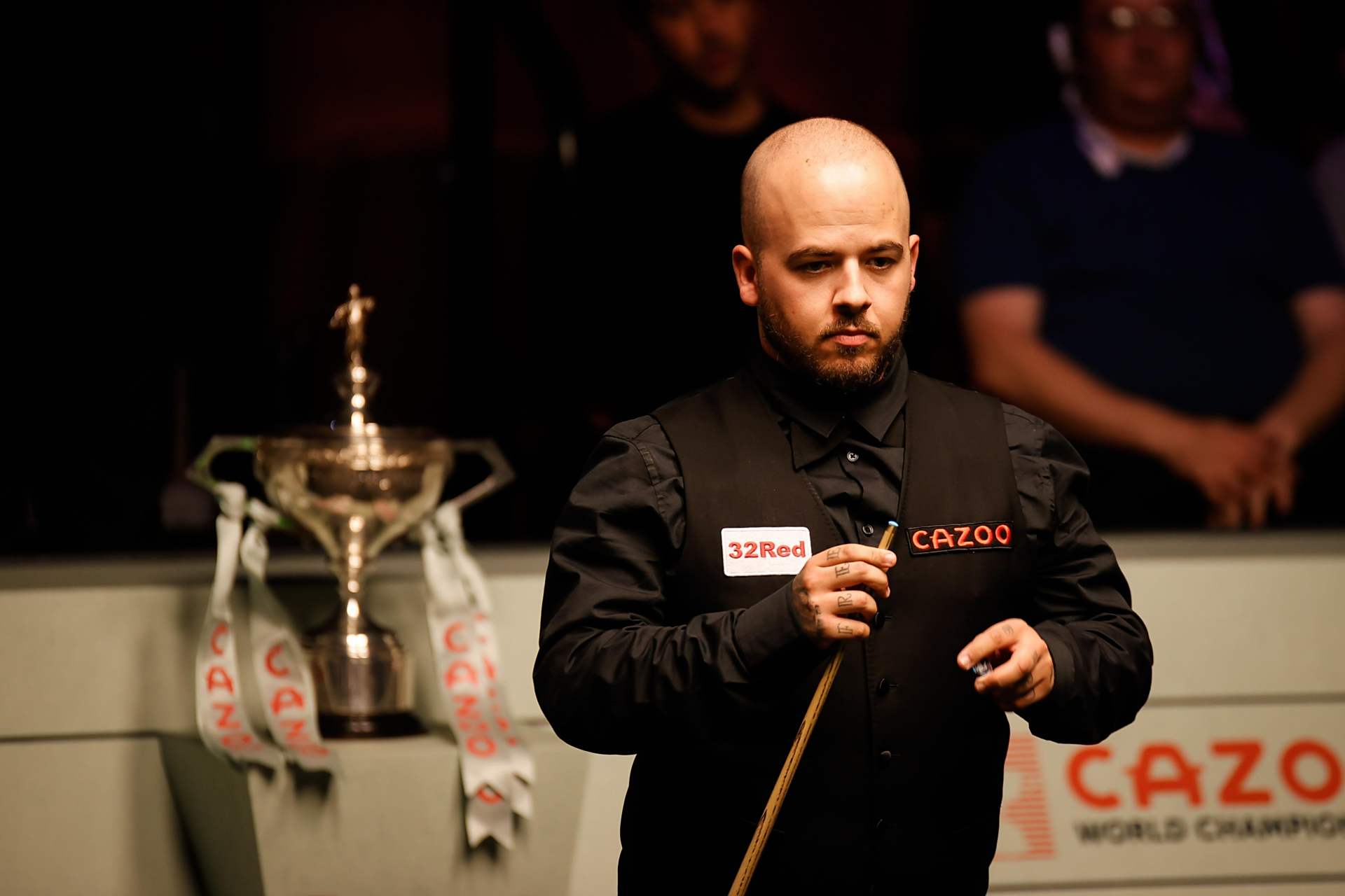 让我们来认识一下卢卡布雷切尔,比利时天才之星,1995年,今年28岁.