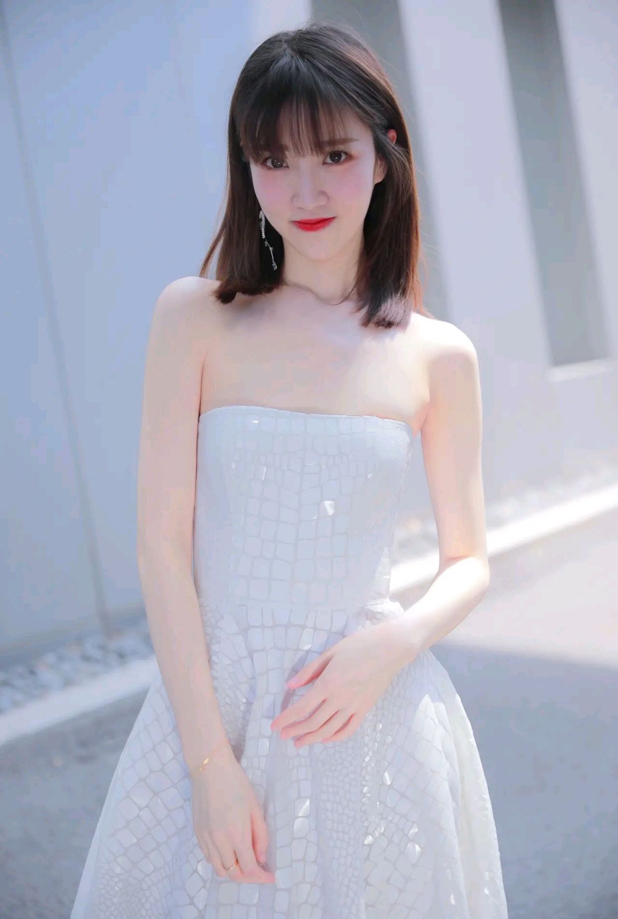 张纯烨:明媚皓齿,清纯动人