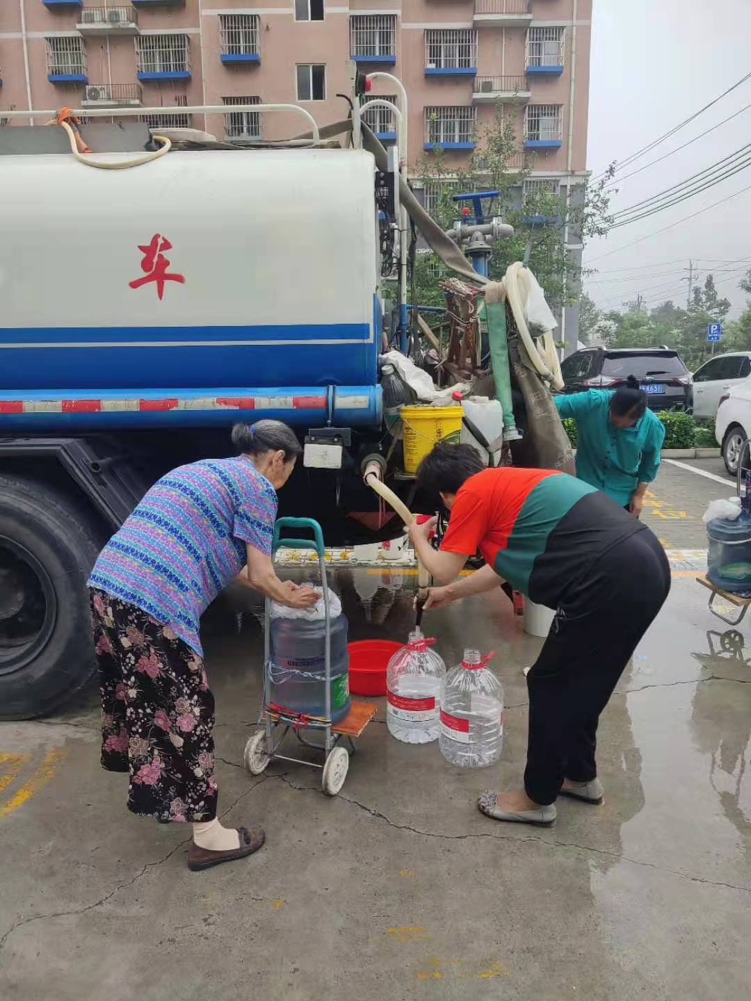 出租應急供水車租賃自來水緊急供應車,乾淨水車24小時全市快速供水